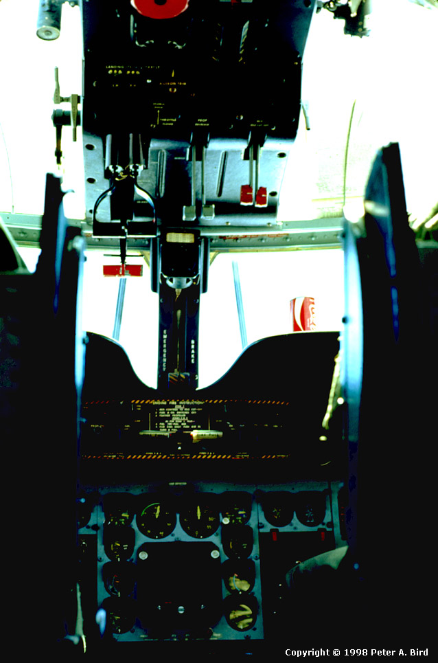 boucockpit.jpg (133097 bytes)