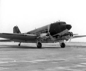 ec-47.jpg (8354 bytes)